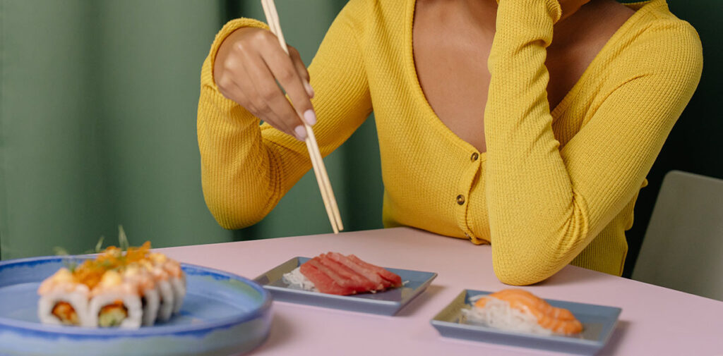 Sushi is one of the foods to avoid during pregnancy. 